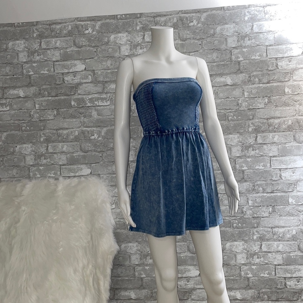 Denim strapless dress
